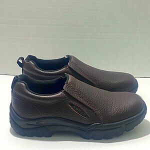 Roper Women’s Sport Slip On Brown Leather shoes in size 7.5. New with tags.